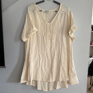 Oh My Gauze! Cream V-Neck Textured Tunic Top size 1